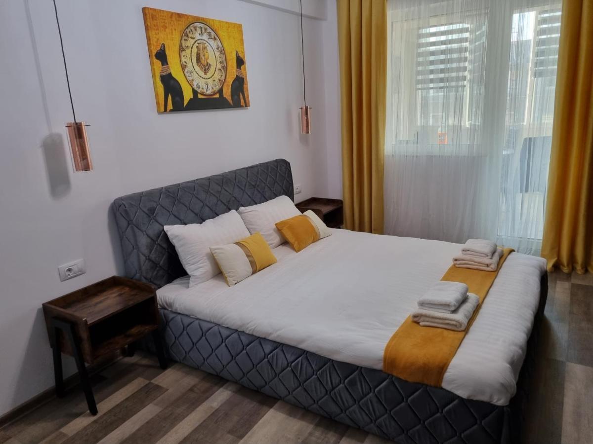 Luxury Apartments Bacău Extérieur photo
