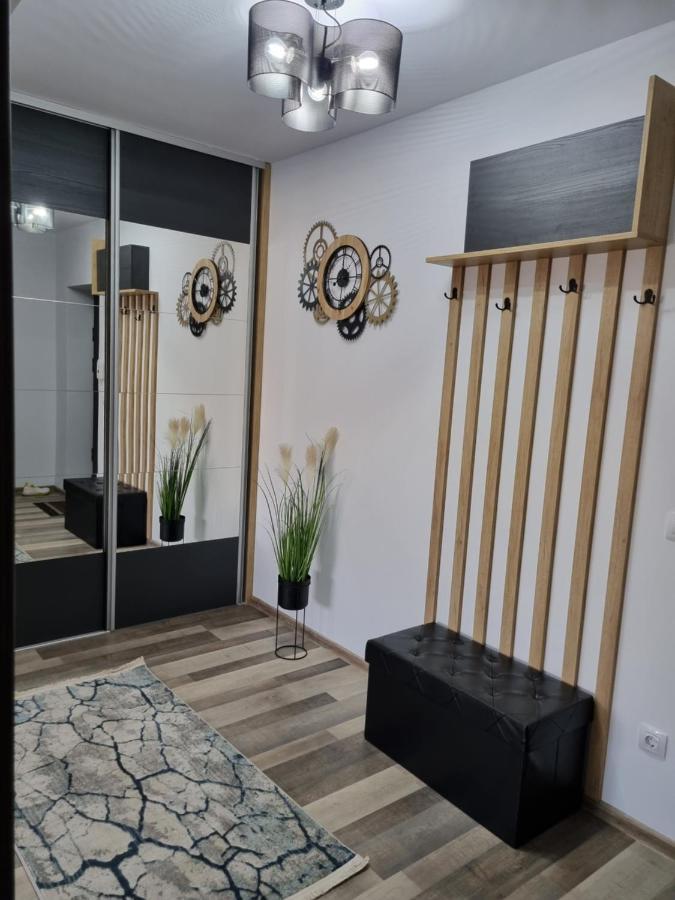 Luxury Apartments Bacău Extérieur photo